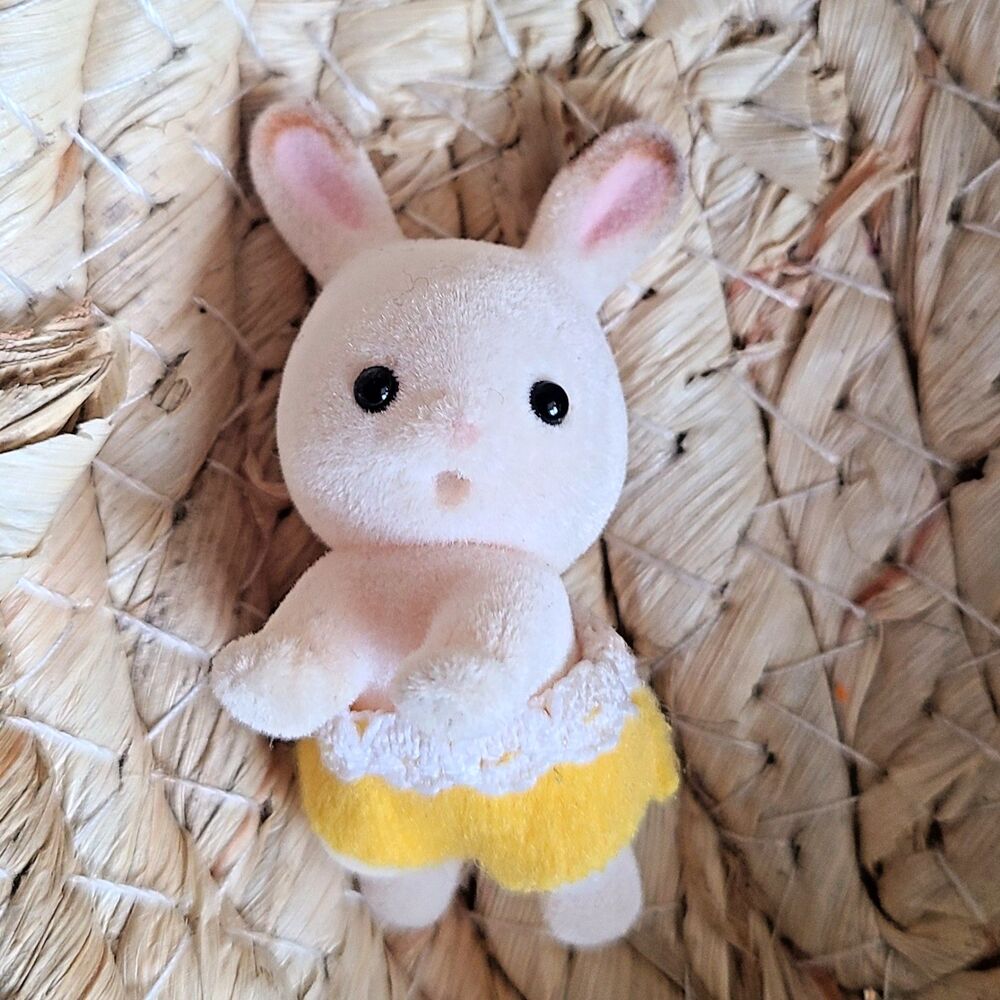Calico Critters Sylvanian Families Breeze Chocolate Crawling Baby Bunny Rabbit